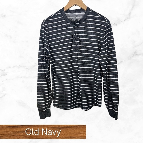 NWOT - Old Navy size small long sleeve striped top - Picture 1 of 4
